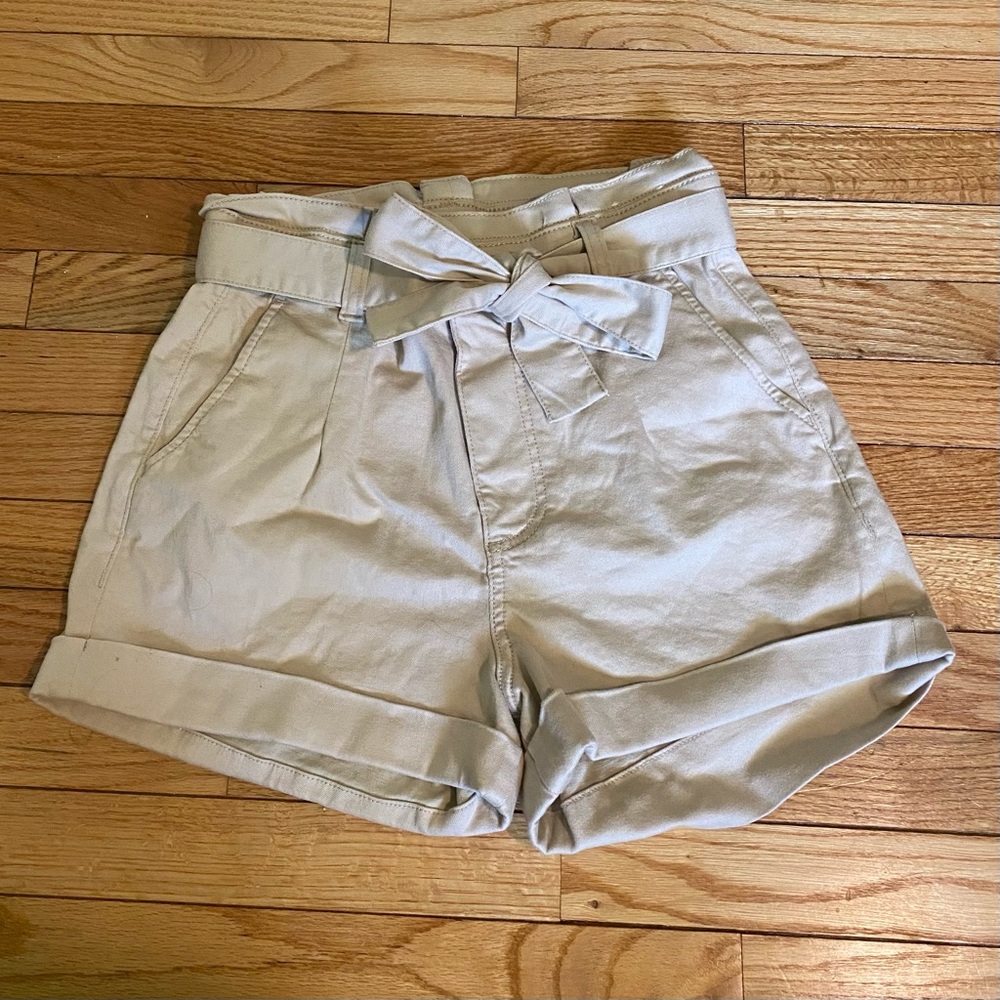 Express paperbag shorts